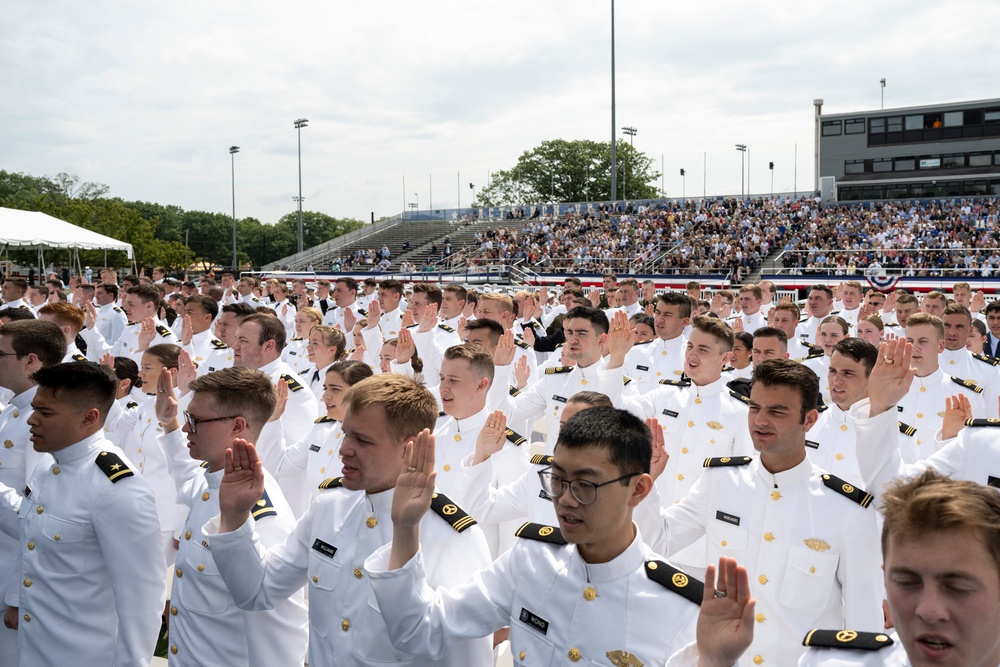 DVIDS - Images - DSD Hosts USMMA Graduation [Image 23 of 26]