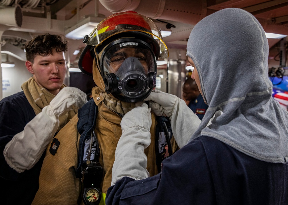 USS Rafael Peralta (DDG 115) conducts a general quarters drill