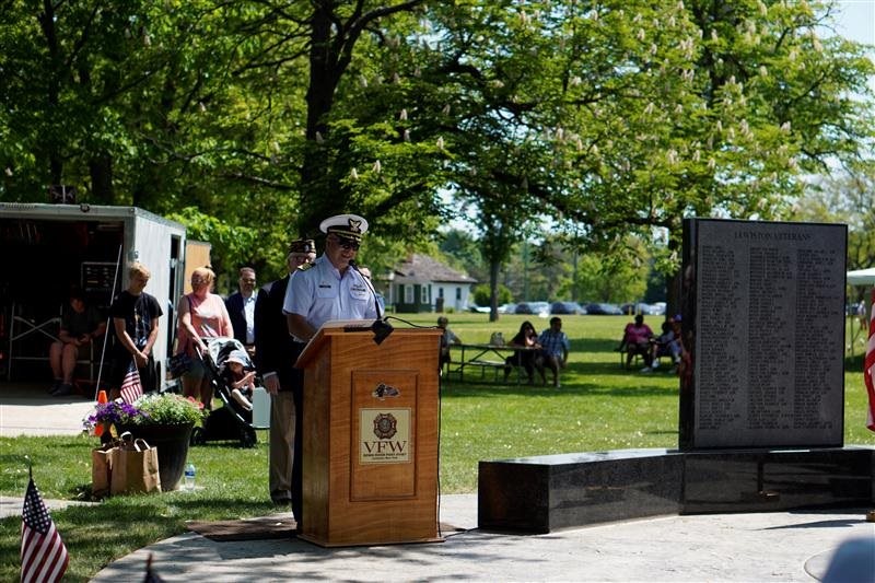 Coast Guard Sector Buffalo Members Attend Memorial Day Ceremony