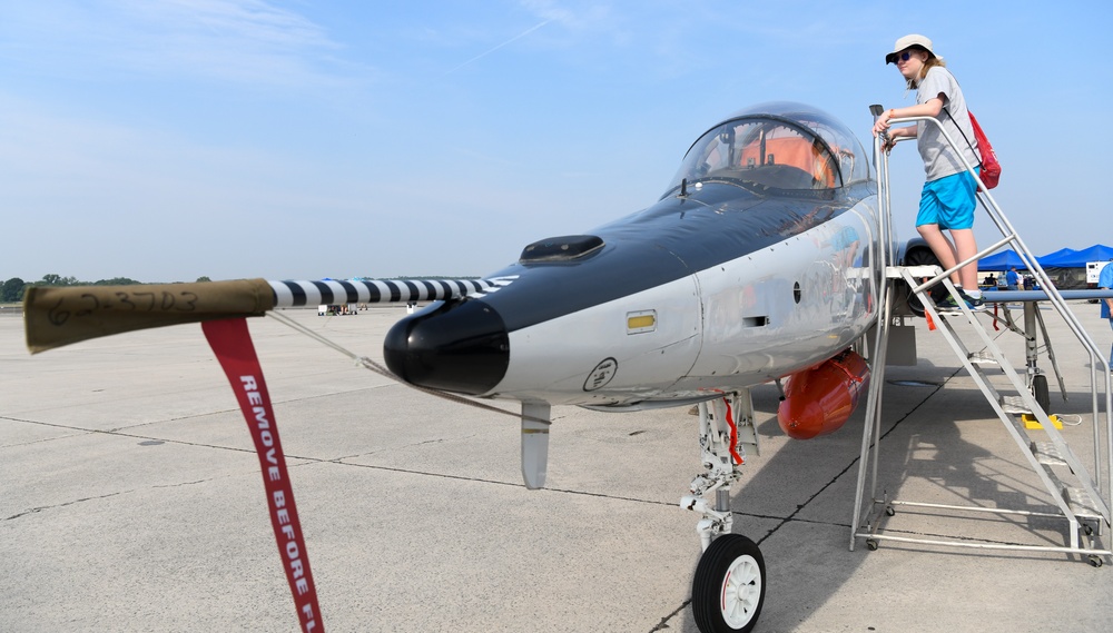 AEDC attends The Great Tennessee Air Show, educates public of important mission