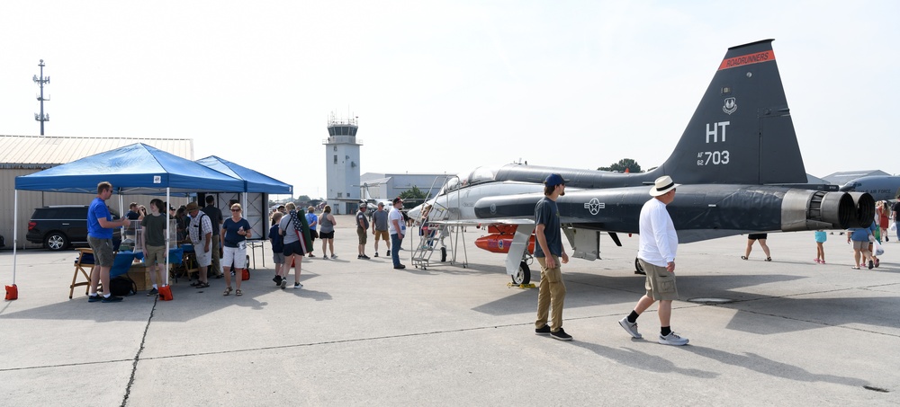 AEDC attends The Great Tennessee Air Show, educates public of important mission