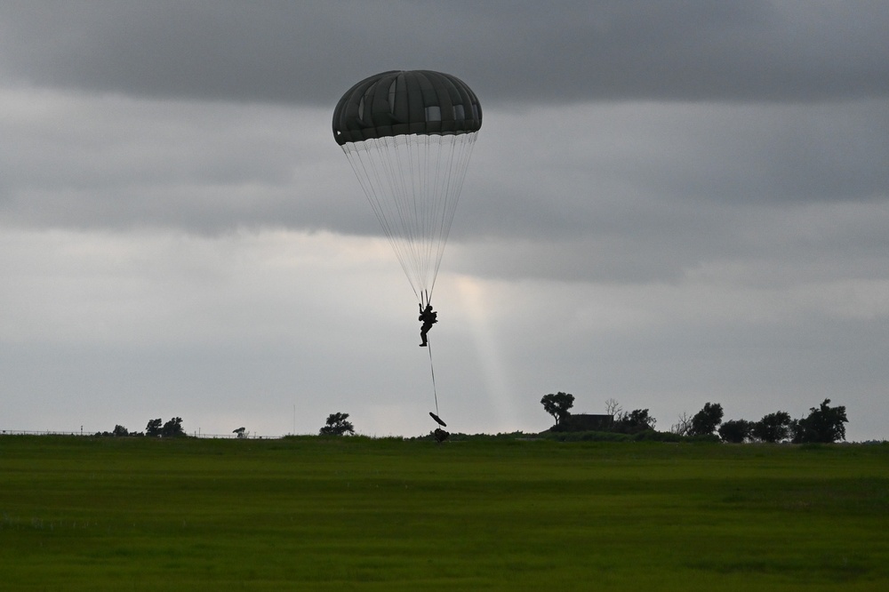 824th Base Defense Squadron C-130 drop during Exercise AGILE BLIZZARD-UNIFIED VISION