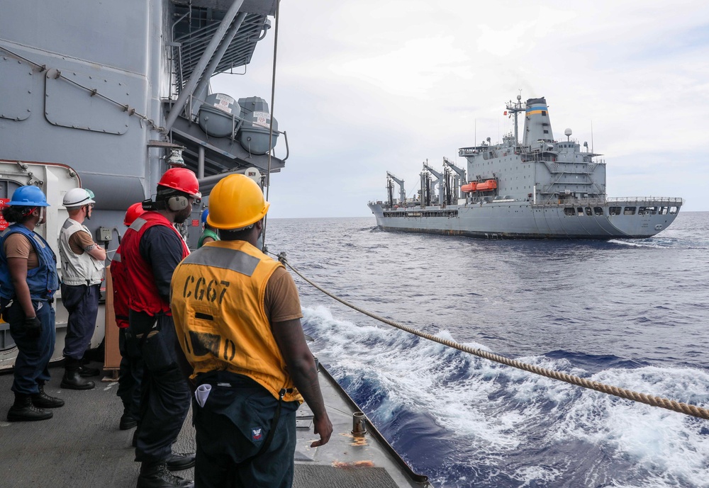 USS Shiloh Conducts Replenishment-At-Sea with USNS Yukon