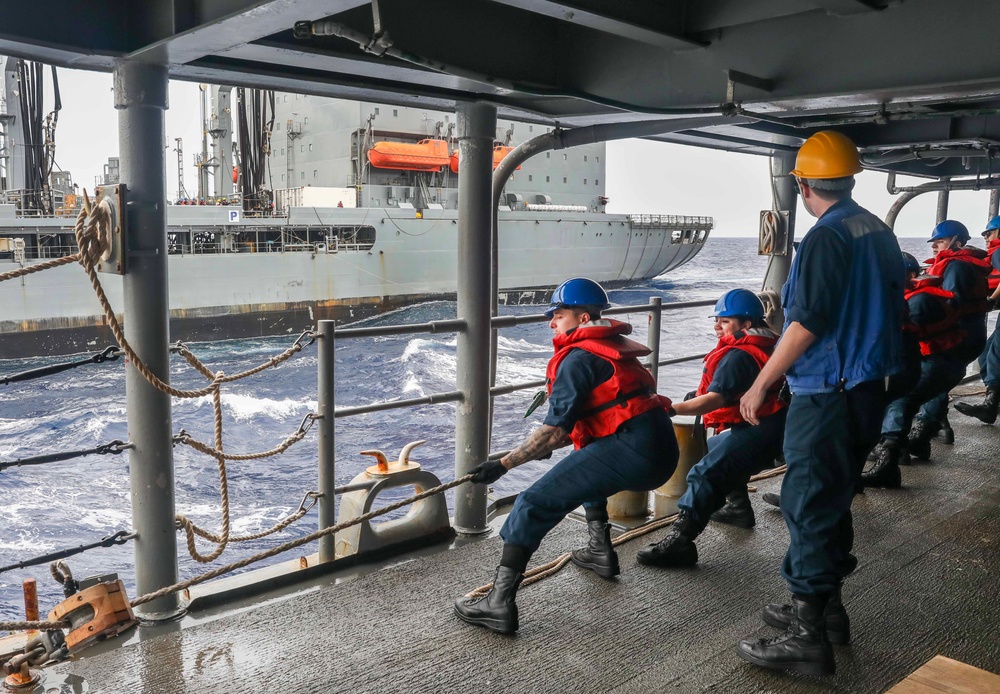 USS Shiloh Conducts Replenishment-At-Sea with USNS Yukon