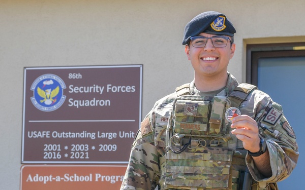 Airlifter of the Week: SSgt Zaide Remmers