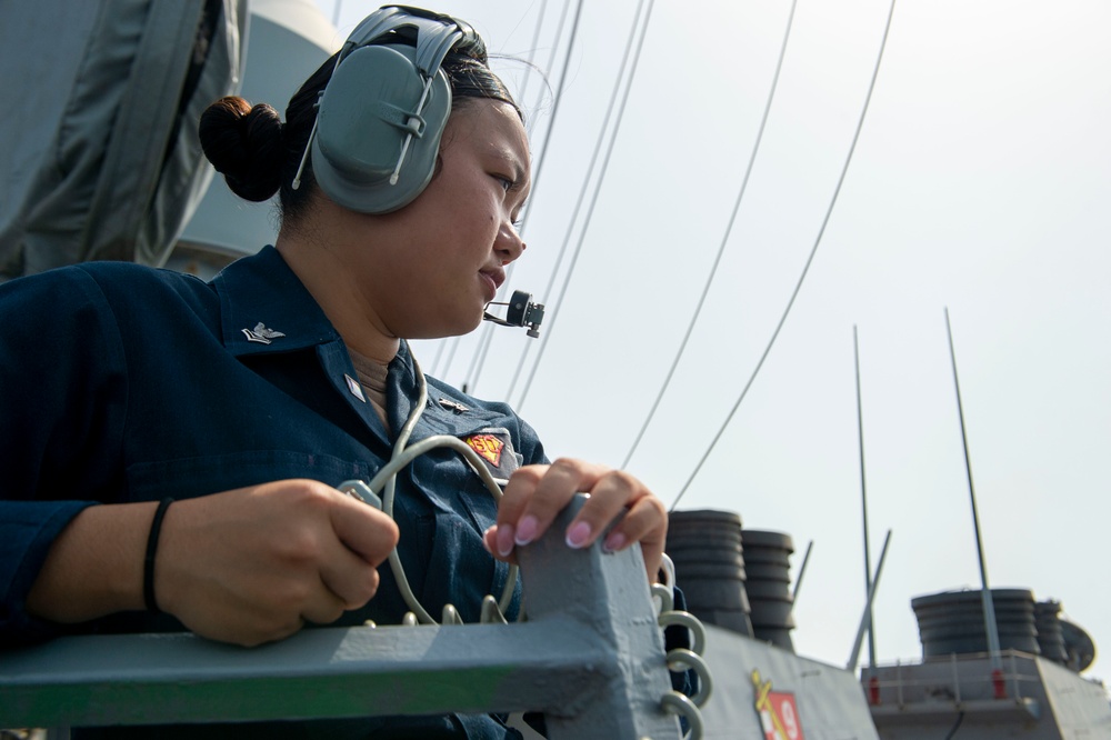 USS Paul Hamilton Replenishment-at-Sea