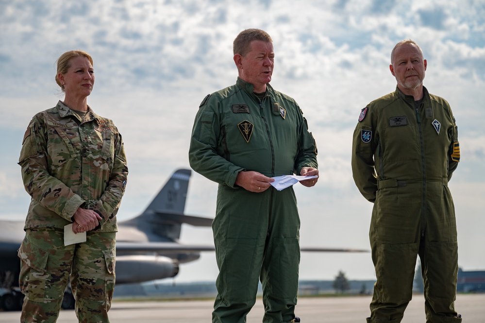 First-ever U.S. bomber landing in Sweden