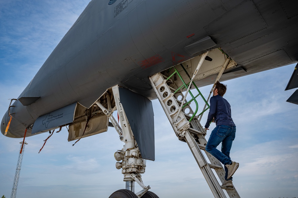 First-ever U.S. bomber landing in Sweden
