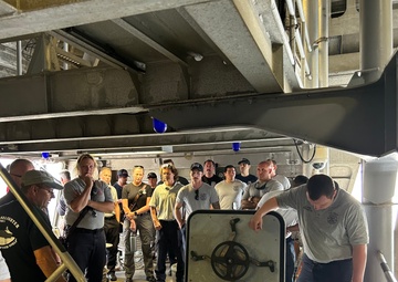 NSA PANAMA CITY FIREFIGHTERS RECEIVE INTENSIVE SHIPBOARD TRAINING BY ALABAMA FIRE COLLEGE