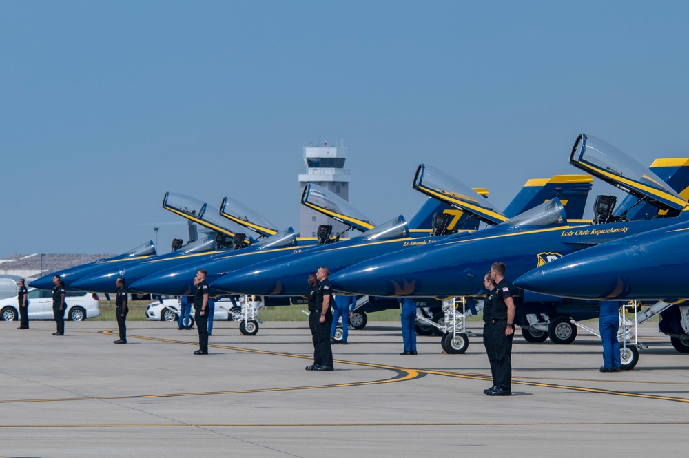 DVIDS Images Columbus Airshow back after nearly 20 years [Image 5