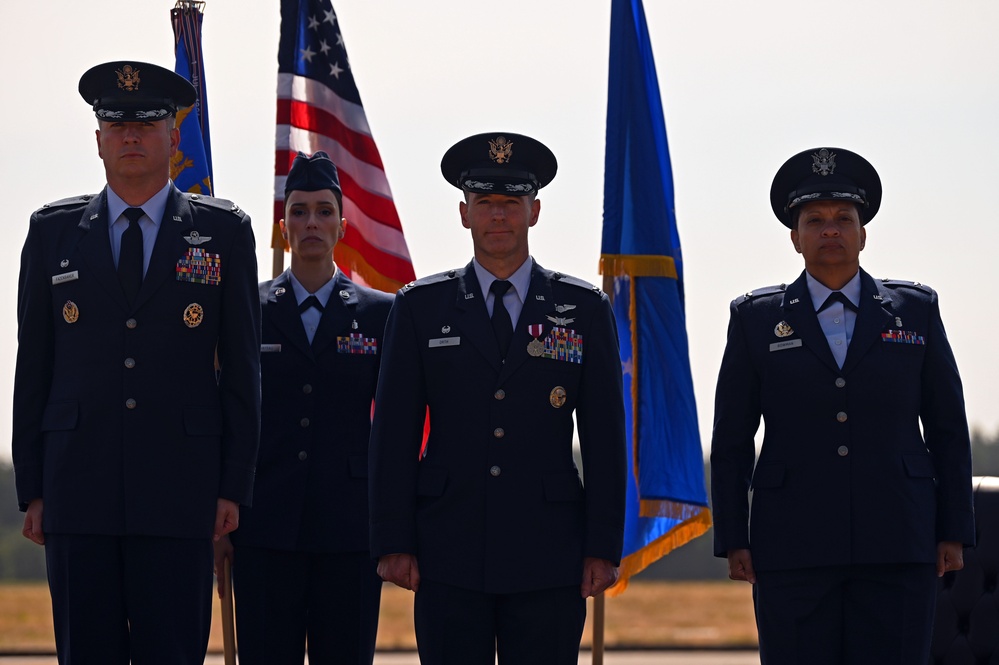 62d MDS welcomes new commander