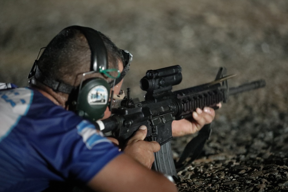 Commandos ruck at night during FC23