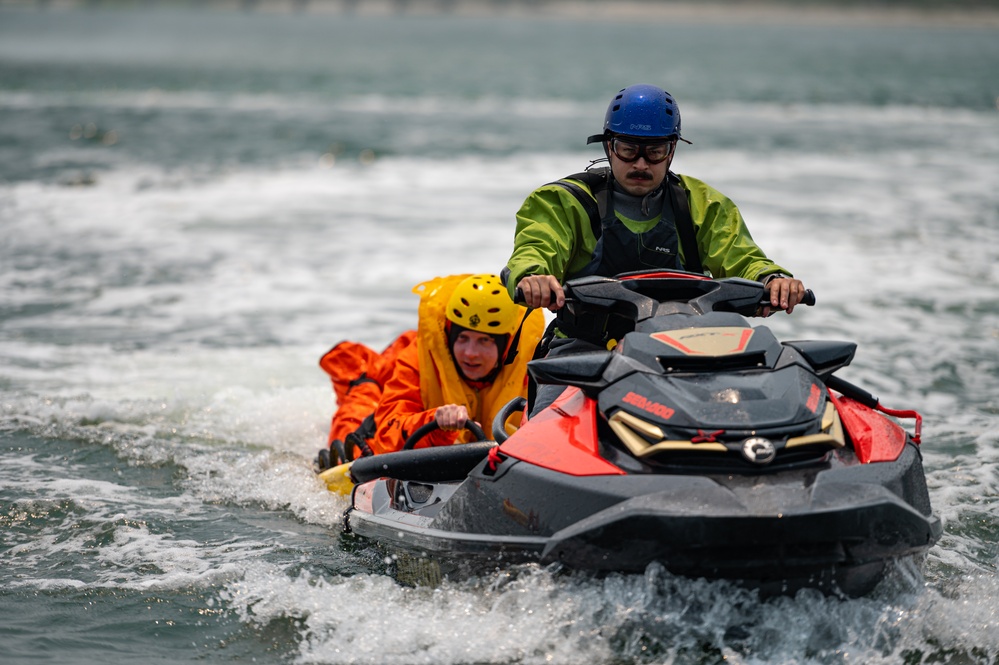 305th AMW SERE Operations conducts Water Survival Preparation