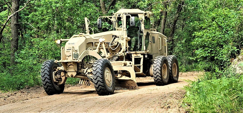 411th Engineers bring road-building skills to Fort McCoy troop project