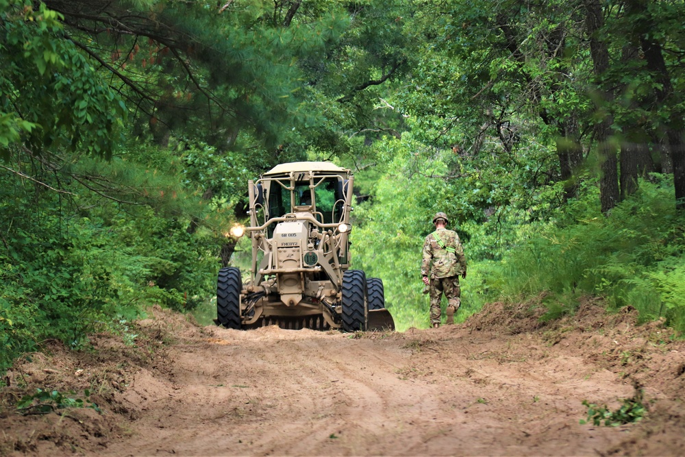 411th Engineers bring road-building skills to Fort McCoy troop project