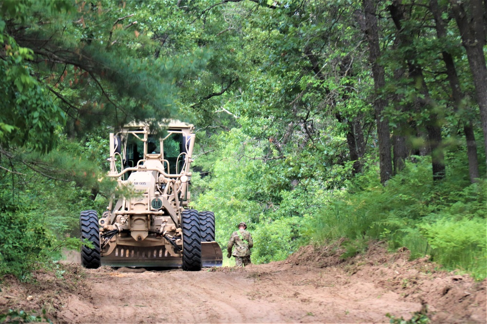 411th Engineers bring road-building skills to Fort McCoy troop project