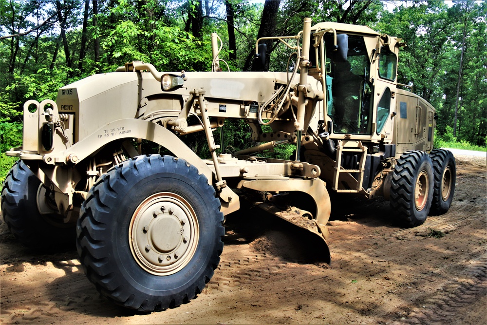 411th Engineers bring road-building skills to Fort McCoy troop project