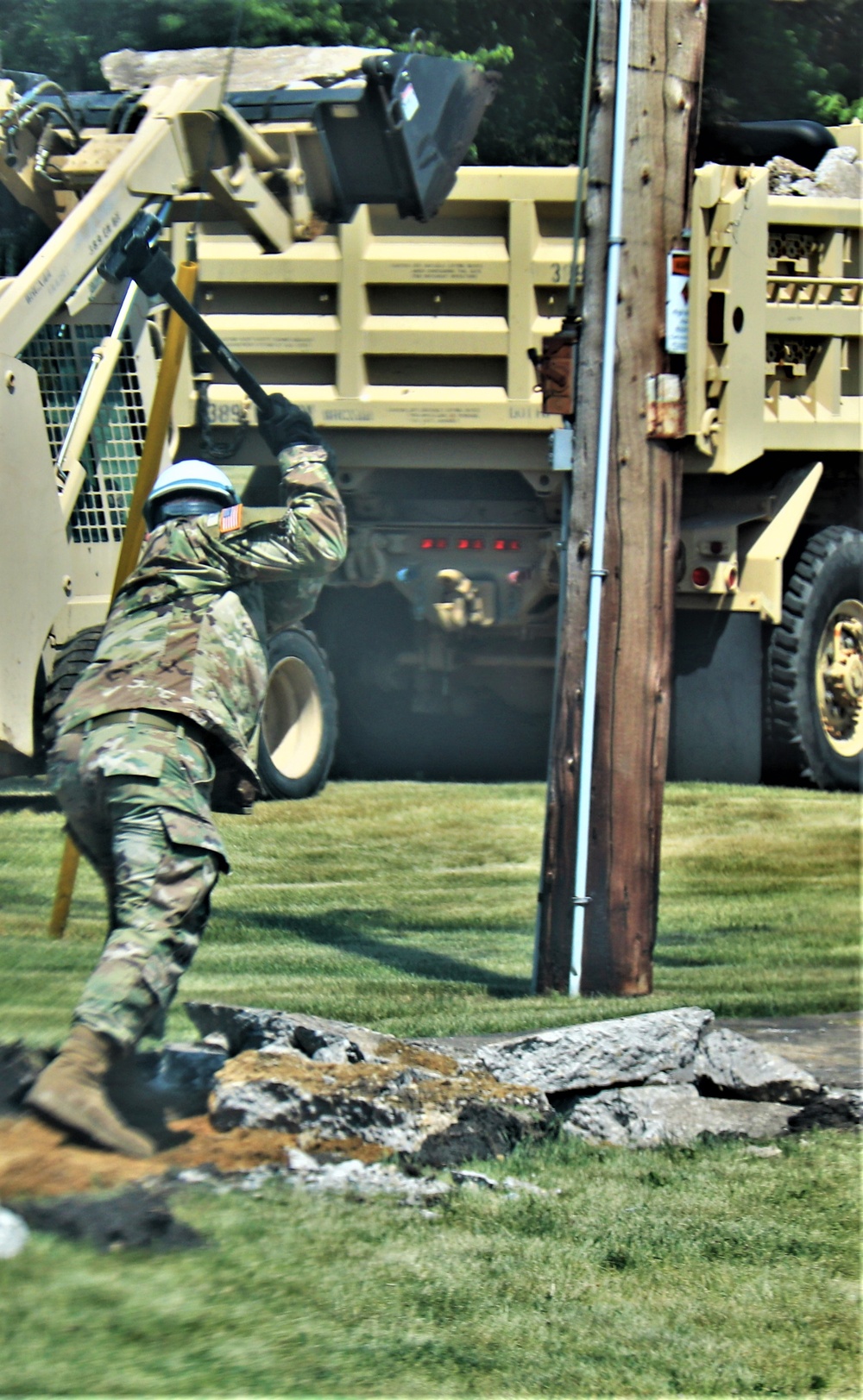 Army Reserve’s 389th Engineer Company supports troop projects at Fort McCoy