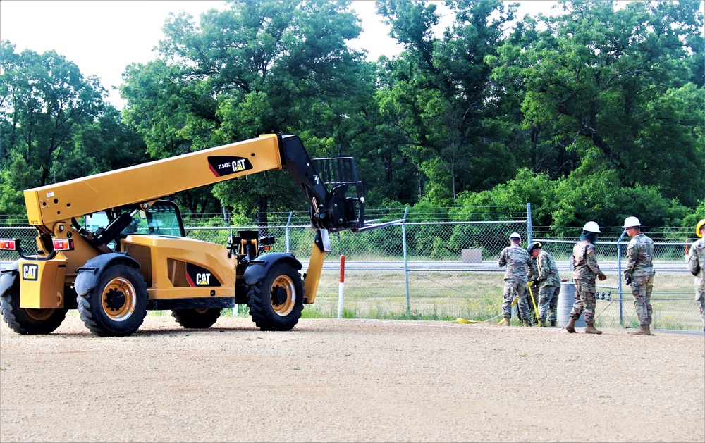 Army Reserve’s 389th Engineer Company supports troop projects at Fort McCoy