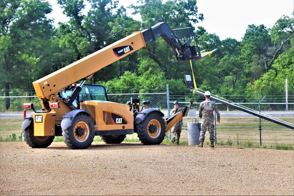 Army Reserve’s 389th Engineer Company supports troop projects at Fort McCoy