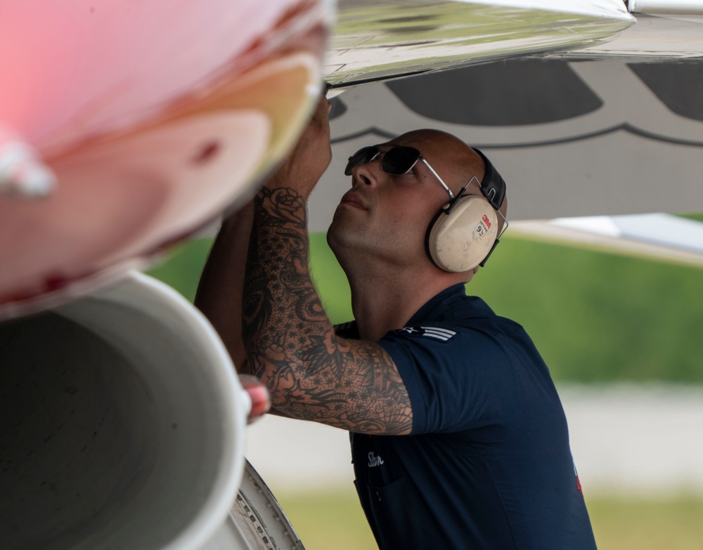 Thunderbirds take flight in Latrobe