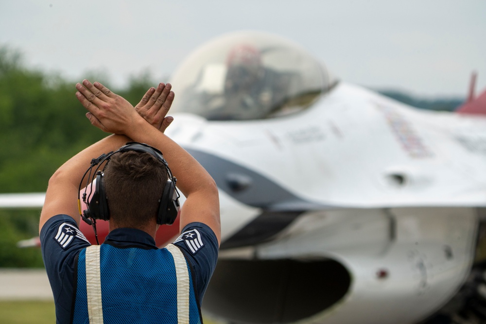 Thunderbirds take flight in Latrobe