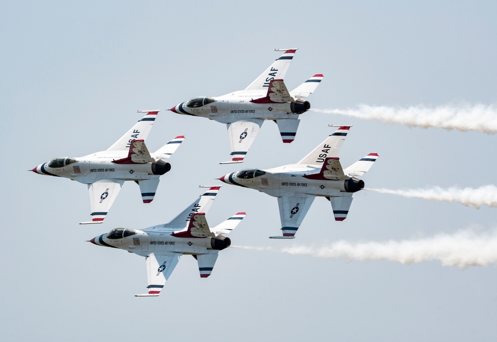 Thunderbirds take flight in Latrobe