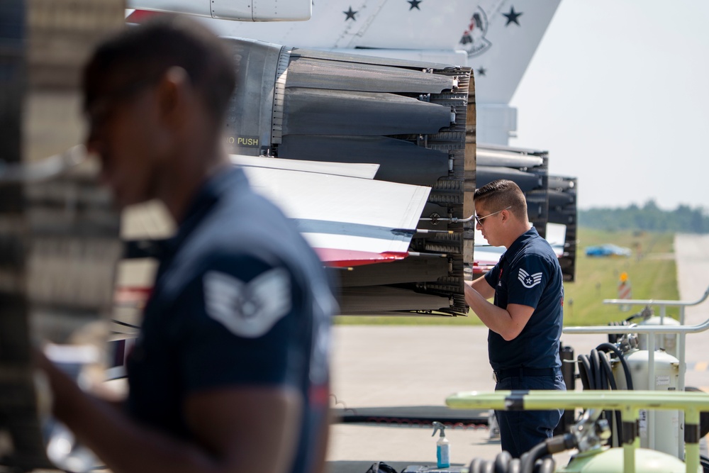 Thunderbirds take flight in Latrobe