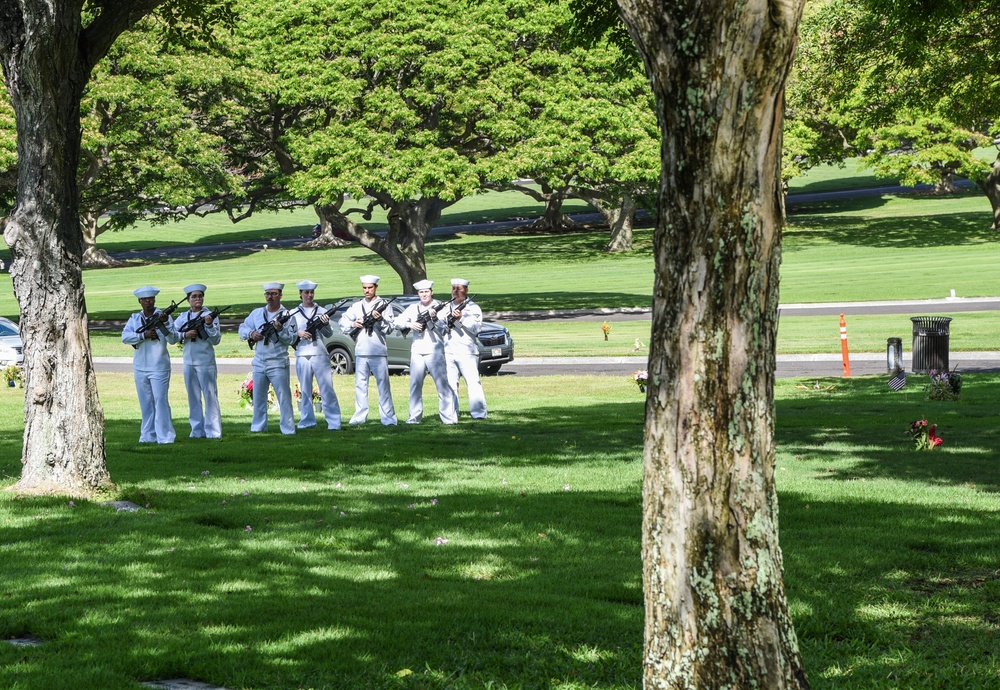 U.S. Navy Chief Machinist’s Mate Ralph Derrington interment ceremony