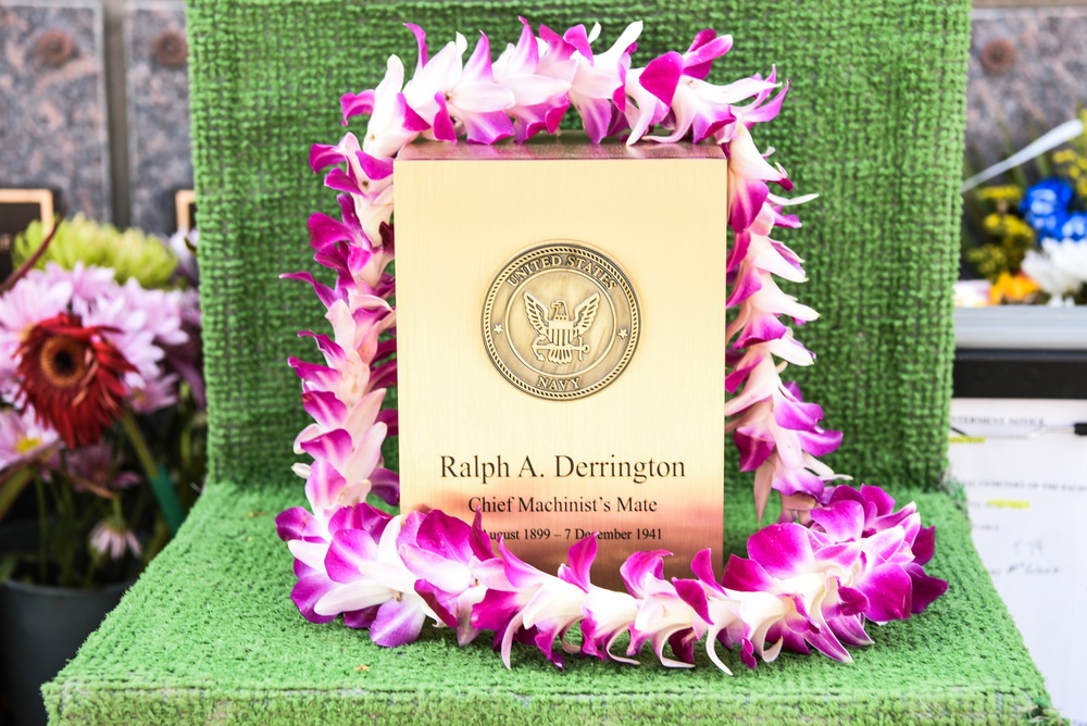 U.S. Navy Chief Machinist’s Mate Ralph Derrington interment ceremony