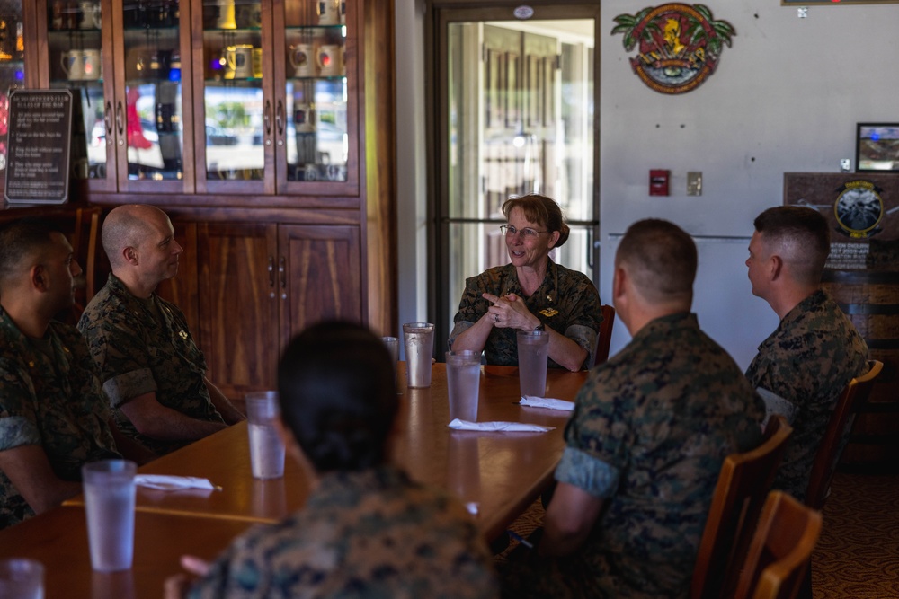 Medical Officer of the Marine Corps visits MCBH