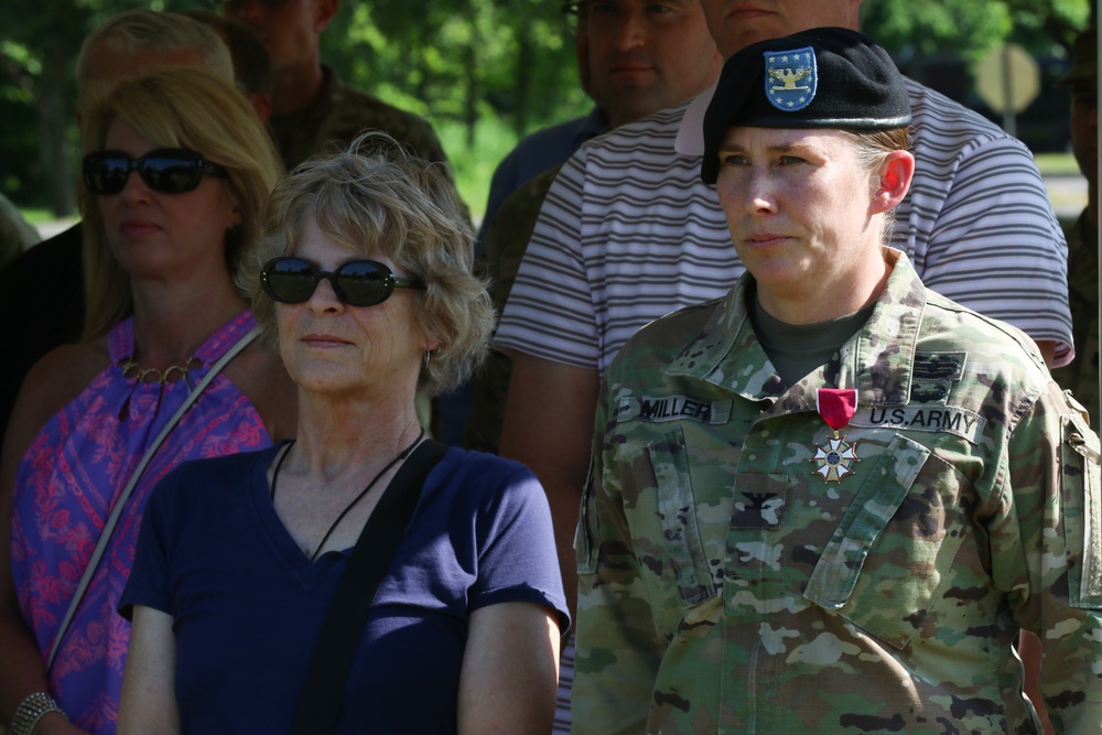 Col. Erin Miller Mountain Salute Ceremony