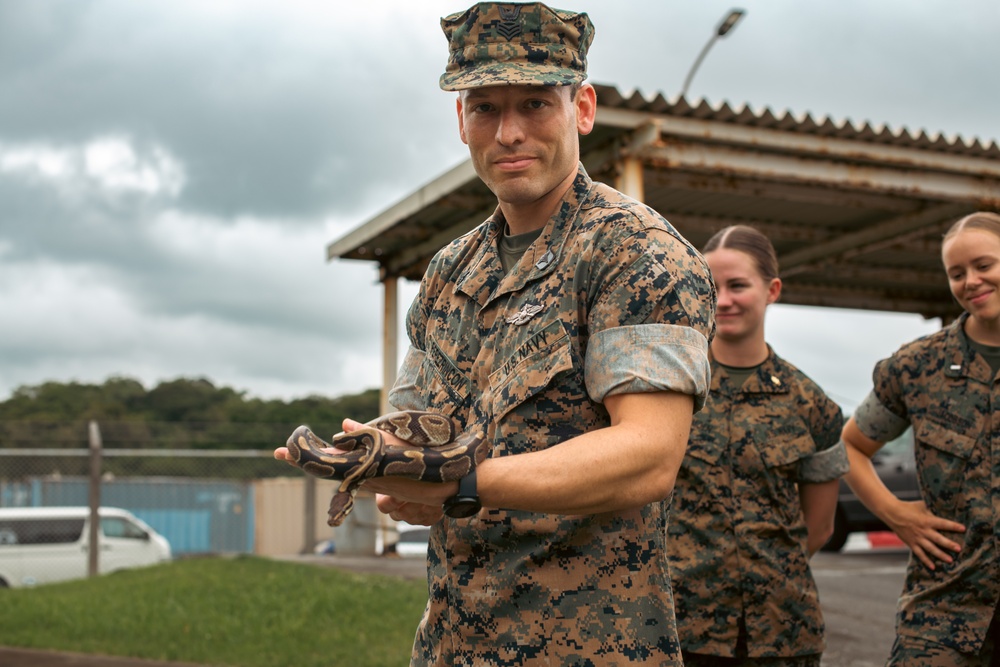 18th CES, 3DMEDBN conduct snake handling SMEE