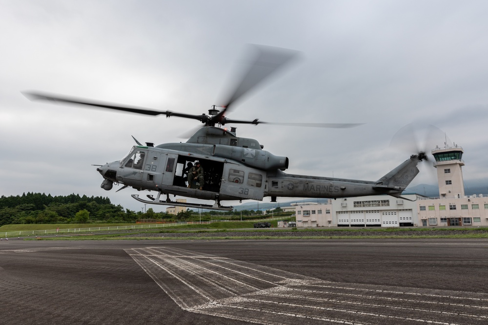 Fuji Viper 23| HMLA 169 Conducts Flight Operations