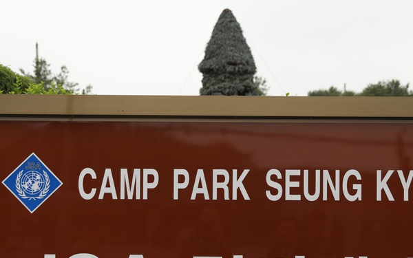 UNC Deputy Commander visits JSA