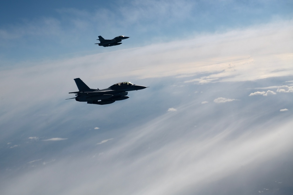 Wolfpack, ROKAF refuels for Red Flag