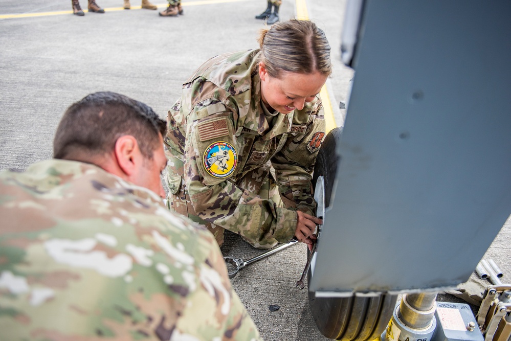 Maintainers at work at Air Defender 2023