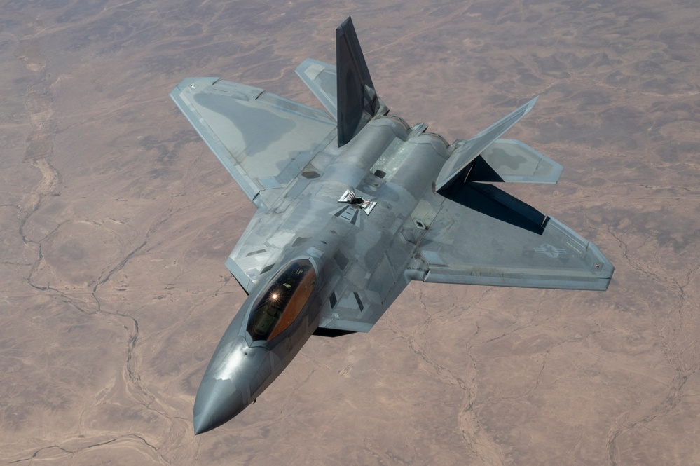 912th EARS fuels Raptor Ops