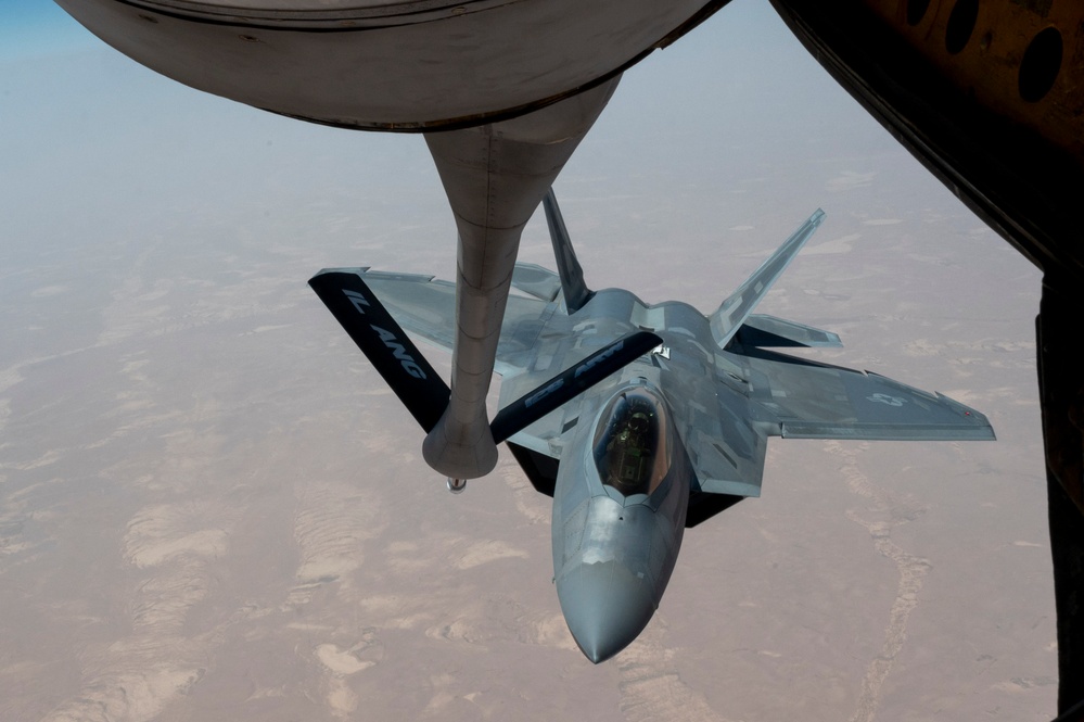 912th EARS supports Raptor Operations