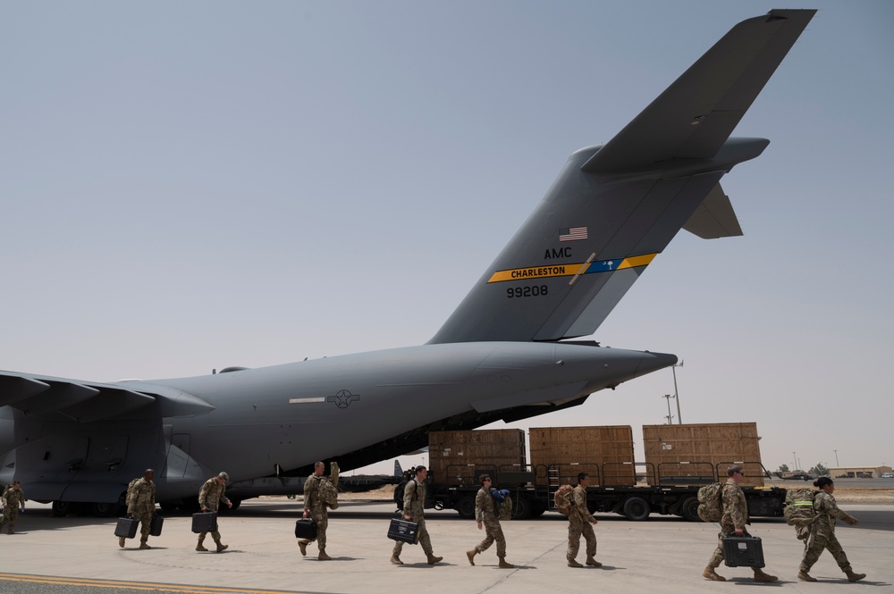 15th EAS provides airlift support