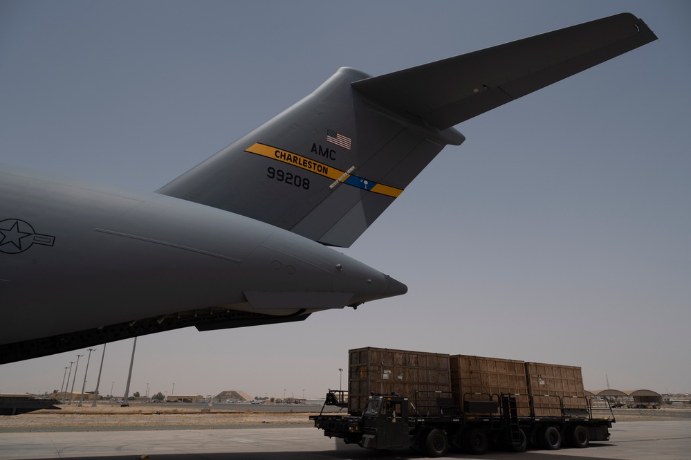 15th EAS provides airlift support