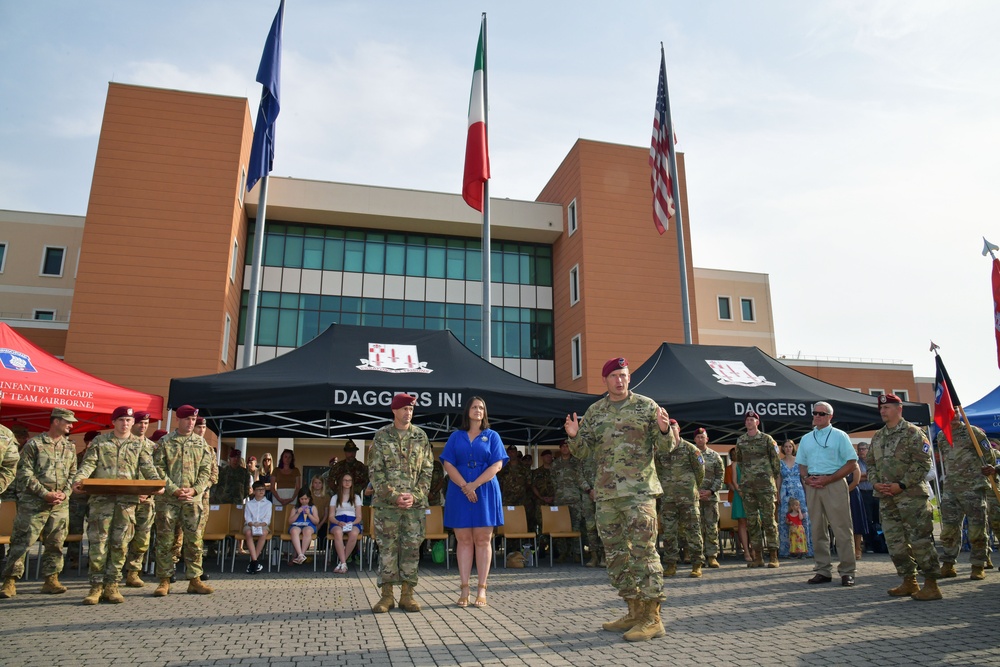 54th Brigade Engineer Battalion, 173rd Airborne Brigade Award Ceremony