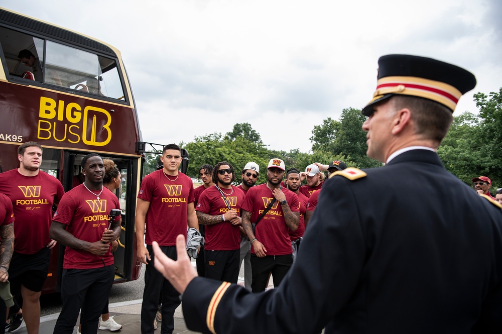 Rookies and Staff from the Washington Commanders Visit Arlington National Cemetery
