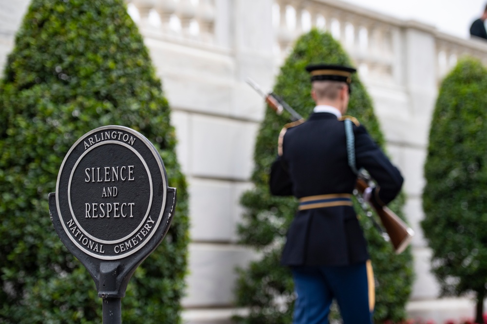 Rookies and Staff from the Washington Commanders Visit Arlington National Cemetery