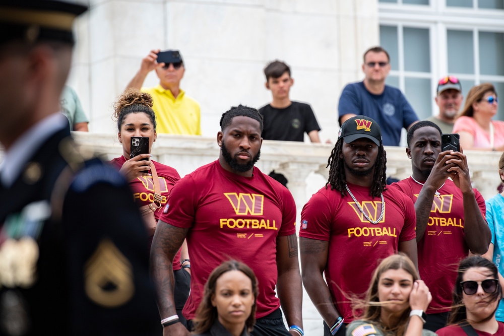 Rookies and Staff from the Washington Commanders Visit Arlington National Cemetery