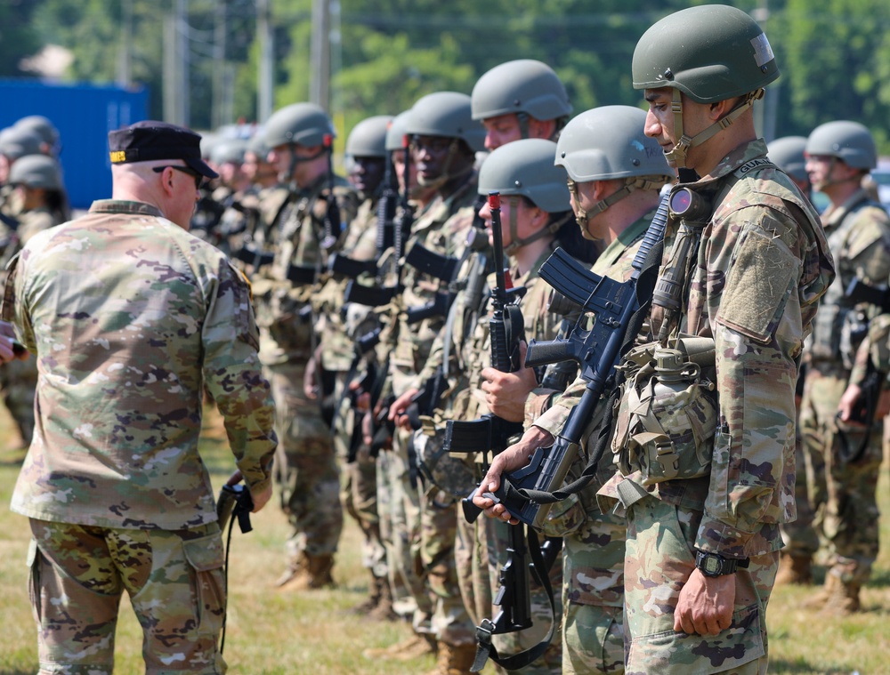 DC Guardsman train at Officer Candidate School