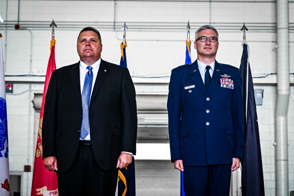 305th AMW Vice Commander Retirement Ceremony