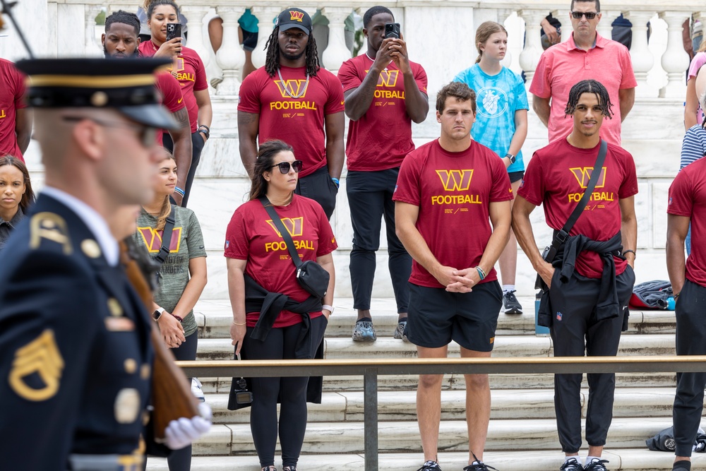 3d US Infantry Regiment (The Old Guard) host the Washington Commanders