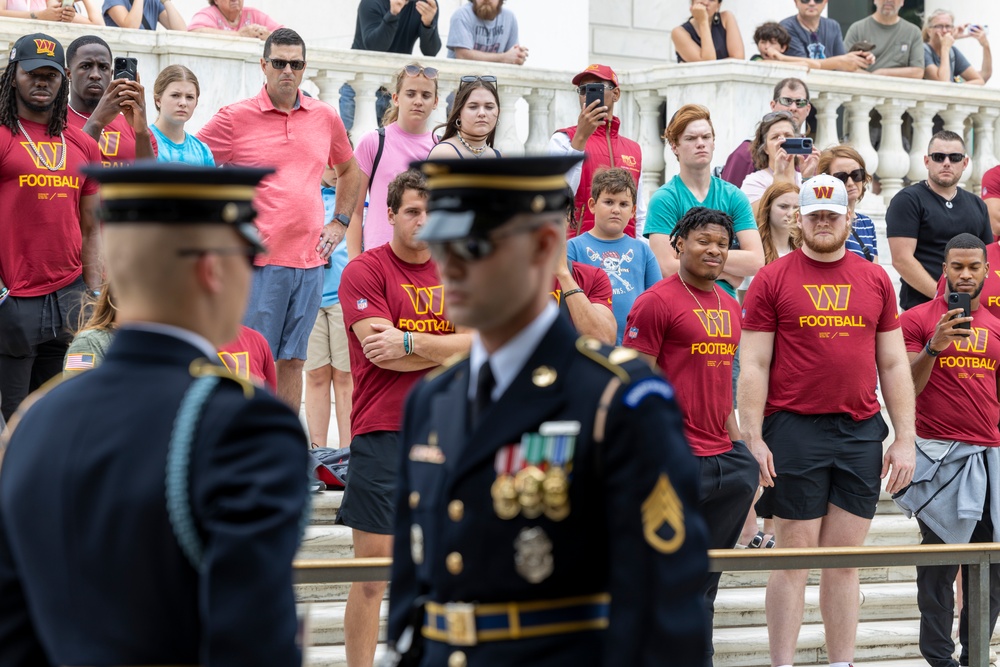 3d US Infantry Regiment (The Old Guard) host the Washington Commanders