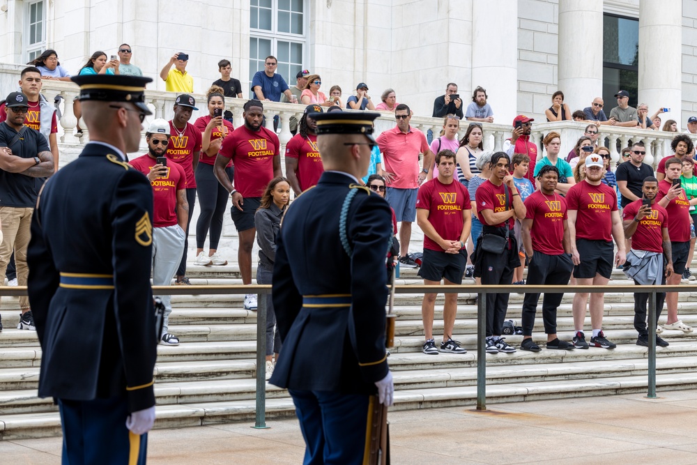 3d US Infantry Regiment (The Old Guard) host the Washington Commanders